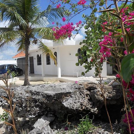 Guesthouse Villa La Isla 라로마나 외부 사진